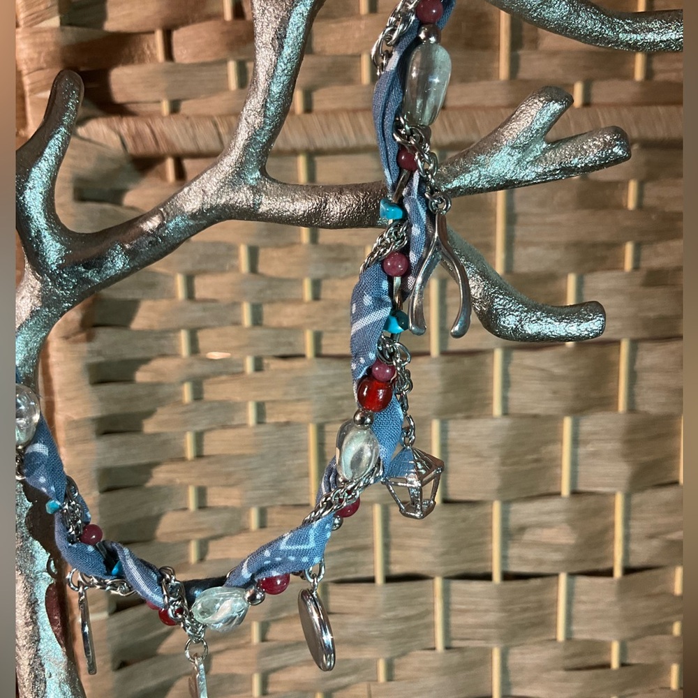 Handcrafted Bandana Reclaimed Charm Necklace - Picture 5 of 6